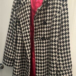 Black Rivet Houndstooth Peacoat with Vibrant Pink Interior
